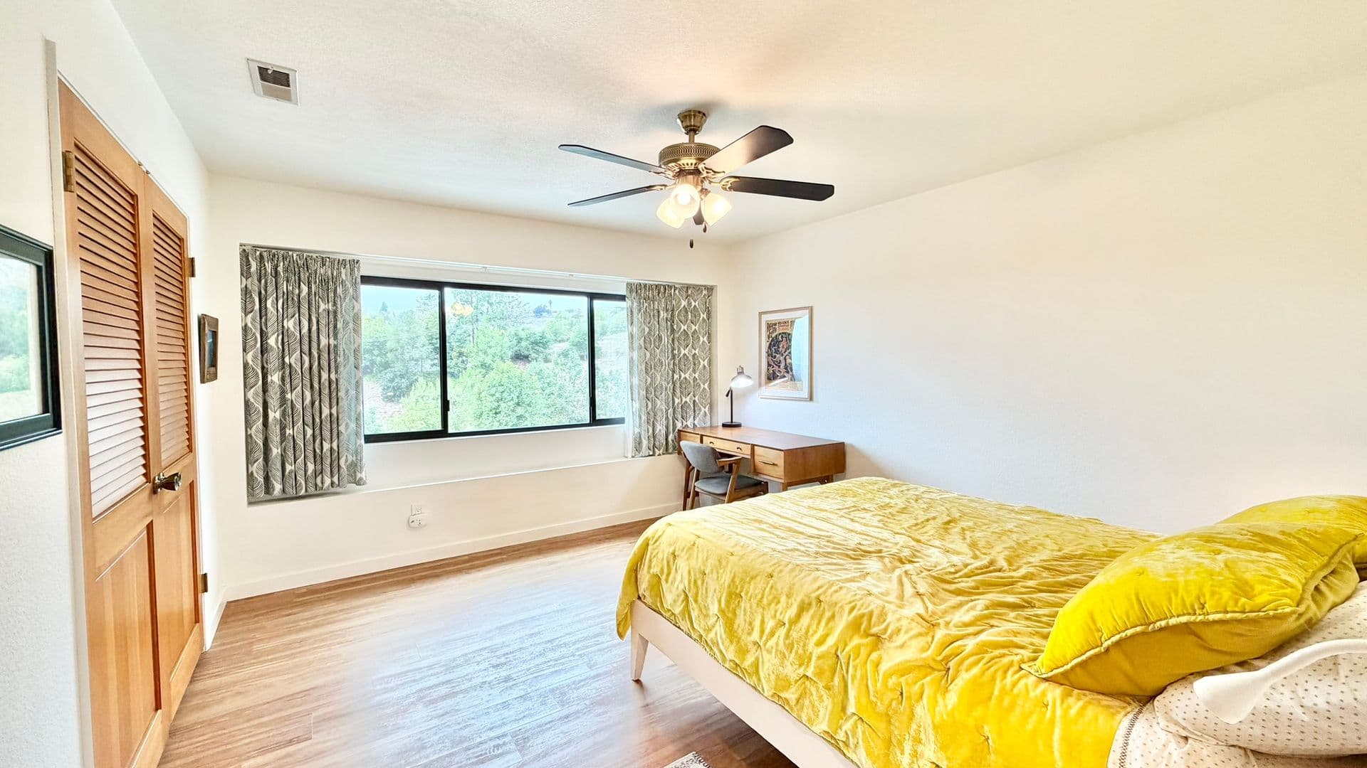 Fallbrook House: 3266 Westmont Drive