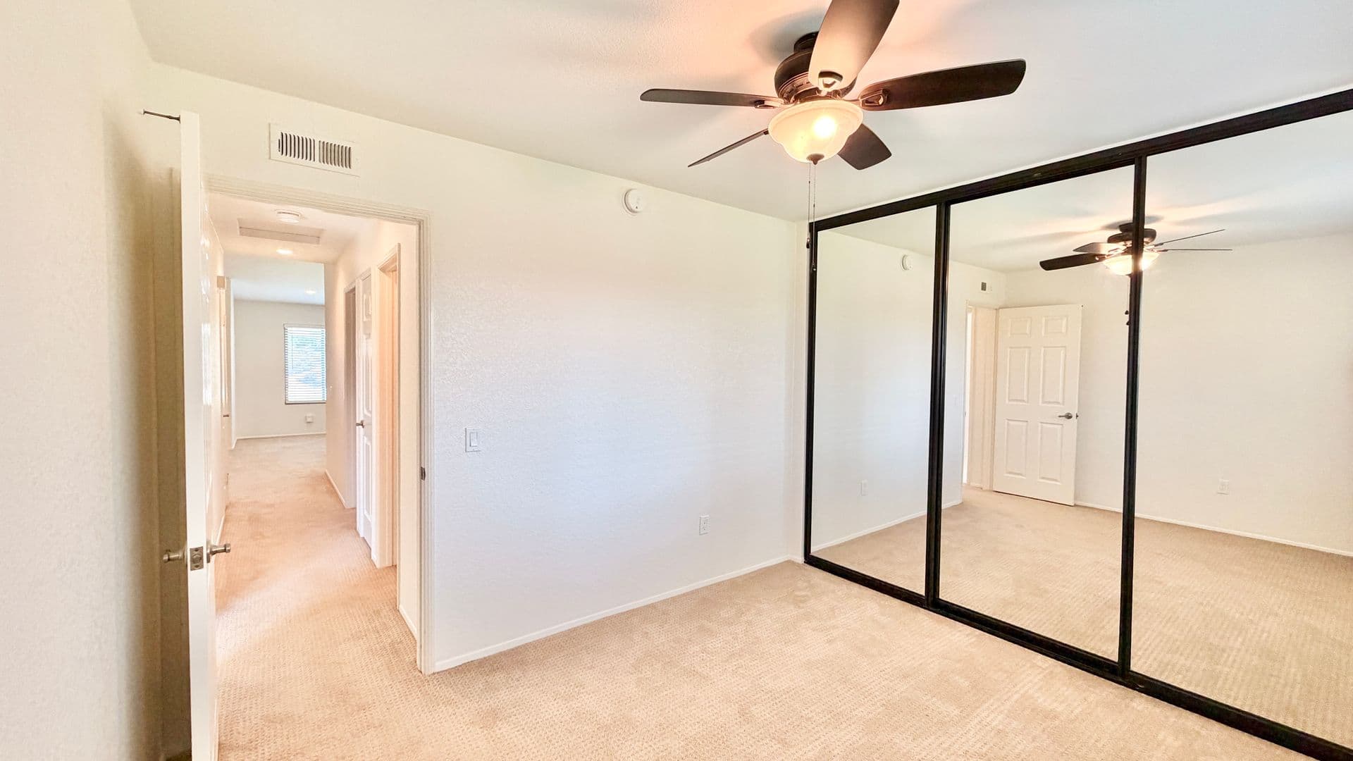 Fallbrook House: 730 Morro Road