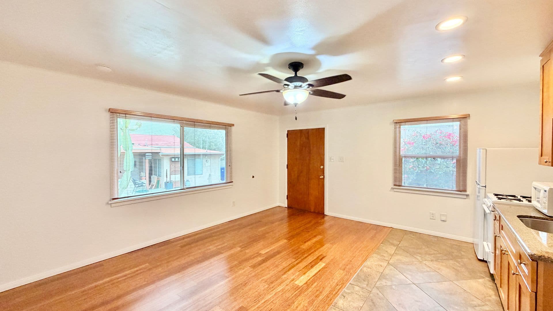 Oceanside House: 1922 South Nevada Street (Guest Home)