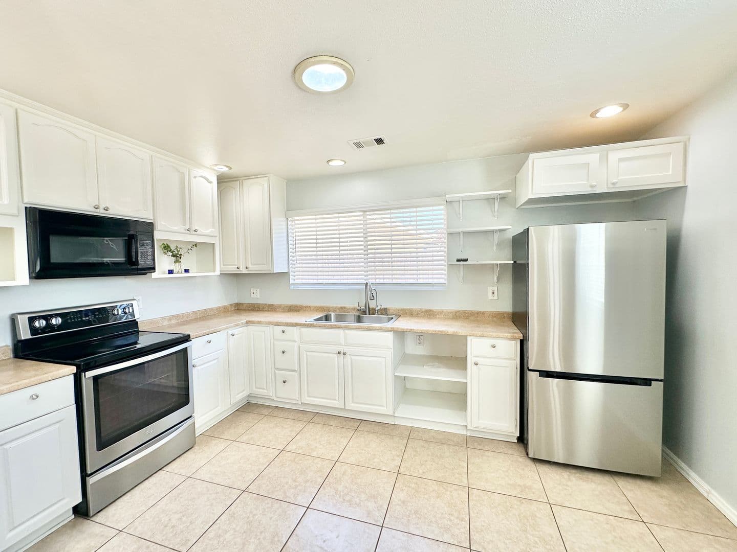 Escondido House: 1339 Wilson Place