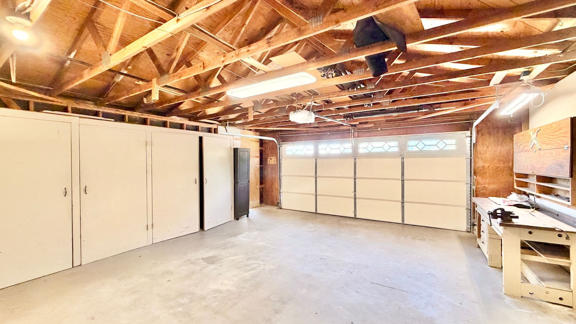 Fallbrook House: 730 Morro Road