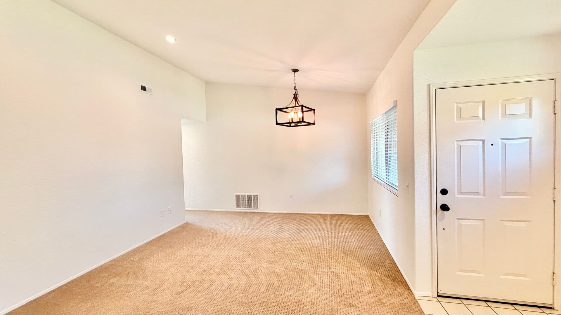 Fallbrook House: 730 Morro Road