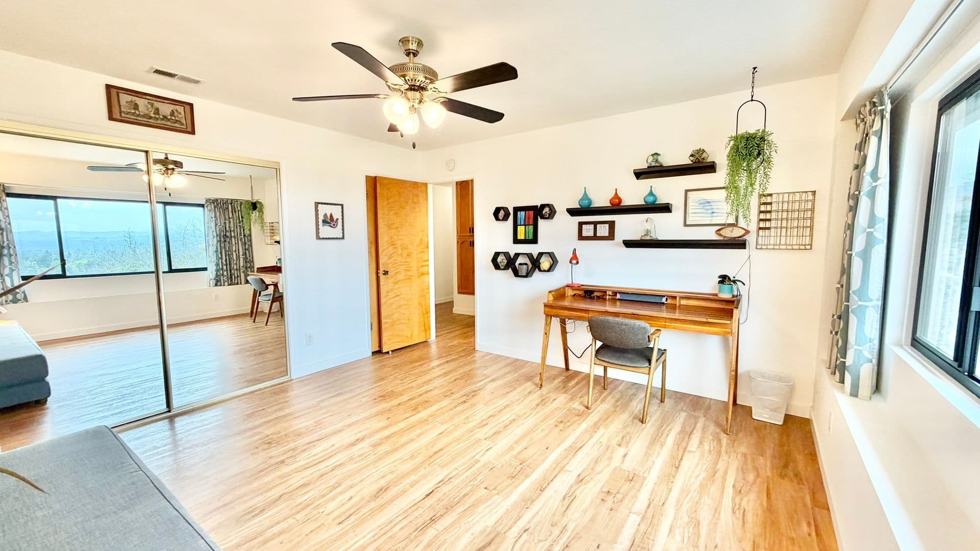 Fallbrook House: 3266 Westmont Drive