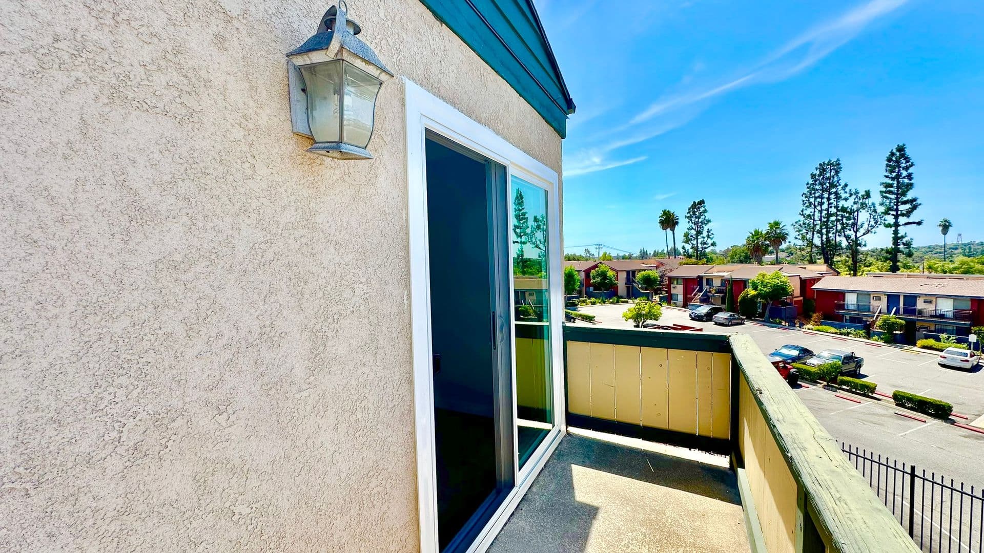 Fallbrook House: 868 East Alvarado Street Apt 24