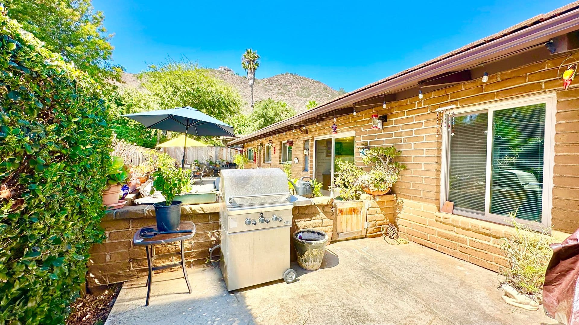 Fallbrook House: 4731 Via Inca