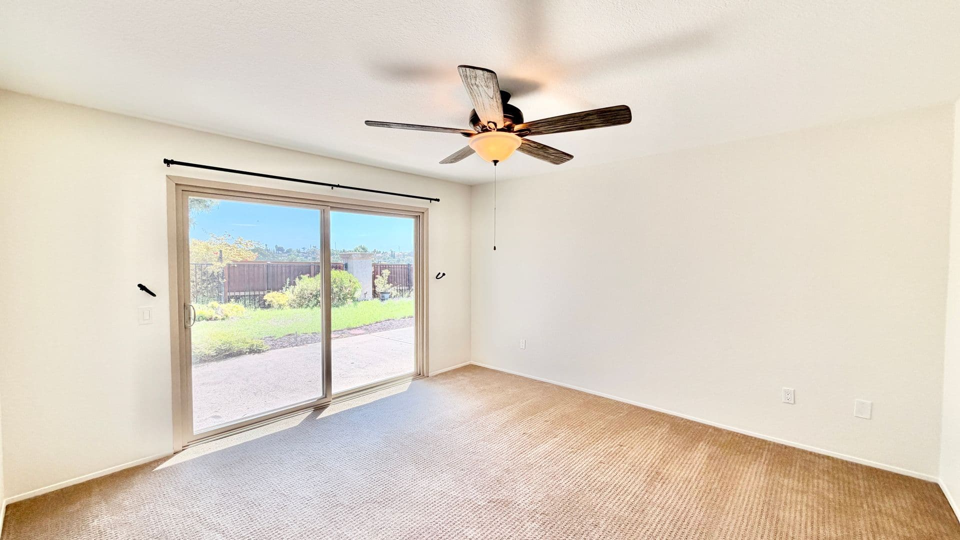 Fallbrook House: 730 Morro Road
