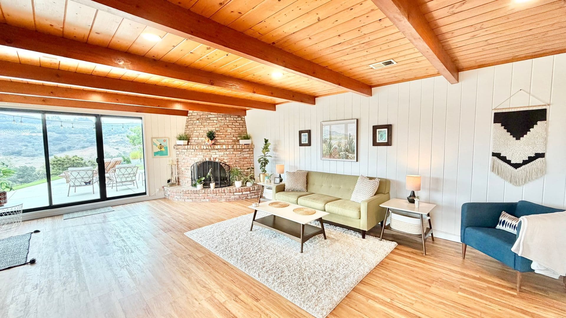 Fallbrook House: 3266 Westmont Drive