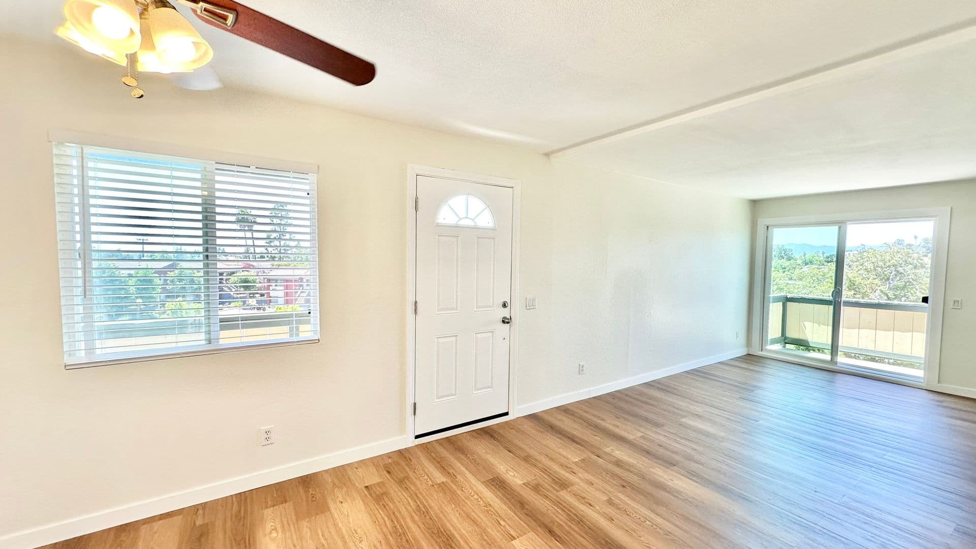 Fallbrook House: 868 East Alvarado Street Apt 24