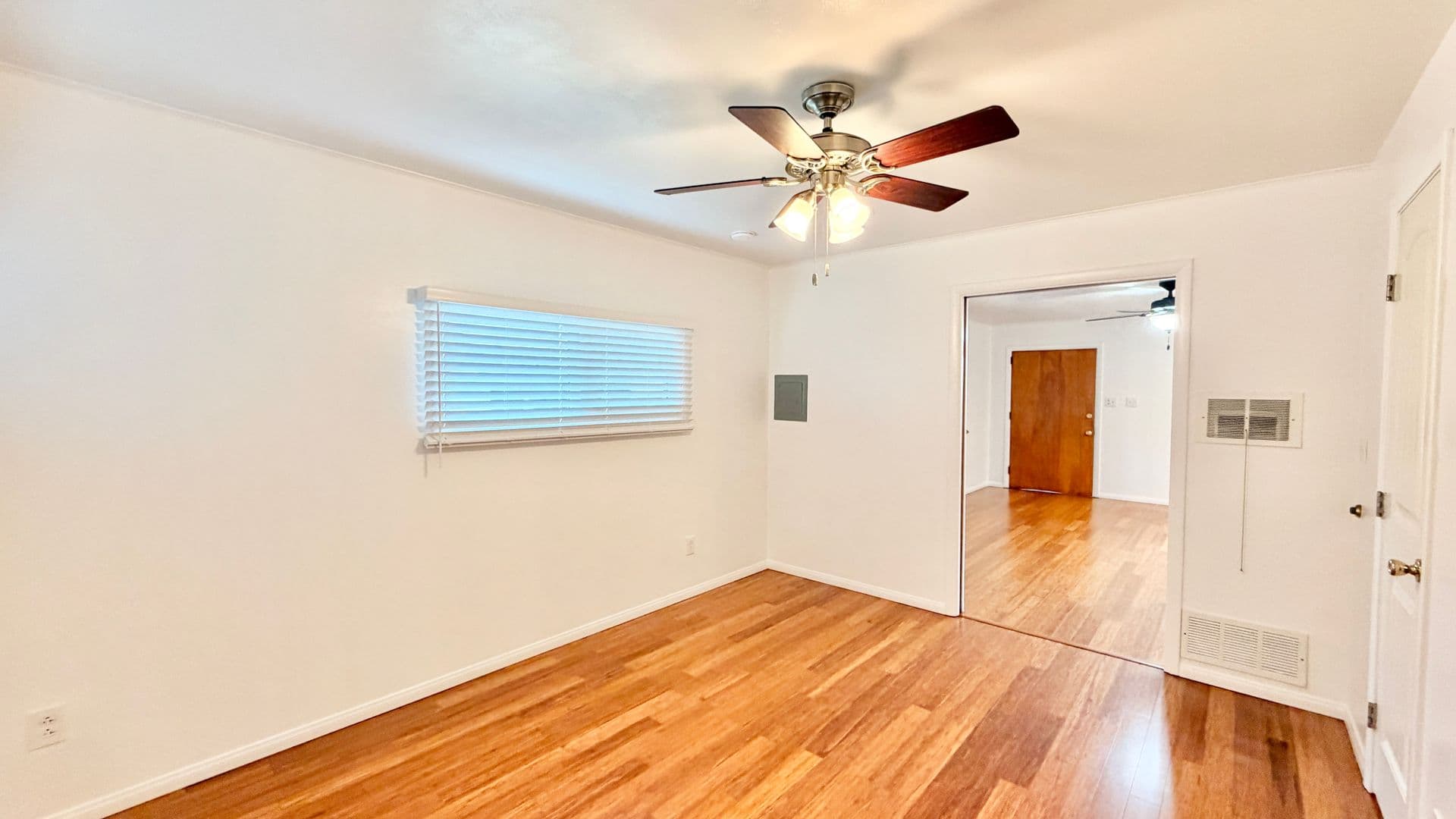 Oceanside House: 1922 South Nevada Street (Guest Home)