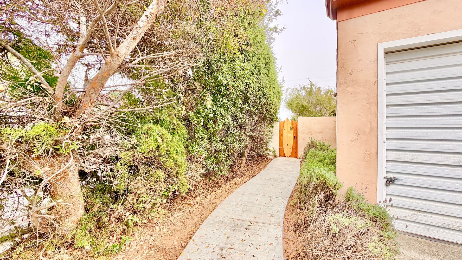 Oceanside House: 1922 South Nevada Street (Guest Home)