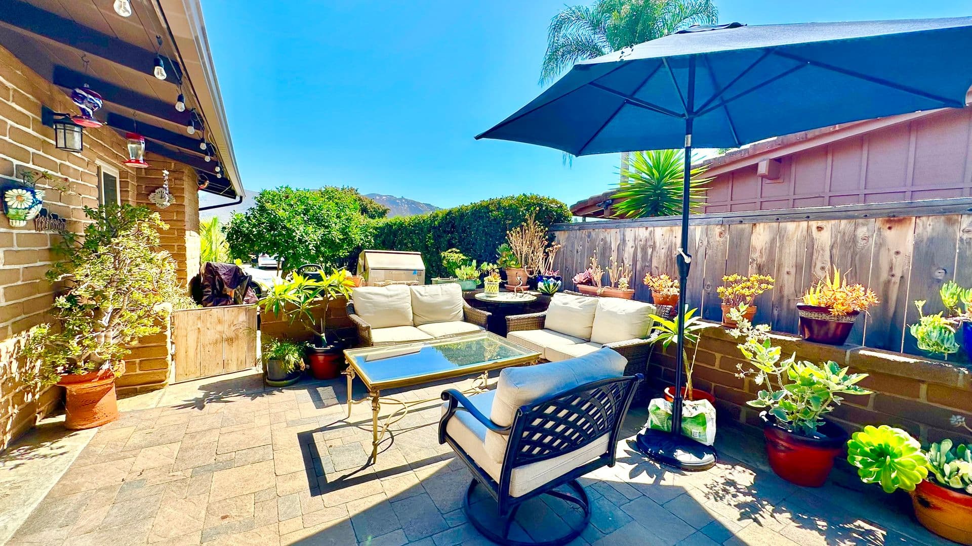 Fallbrook House: 4731 Via Inca