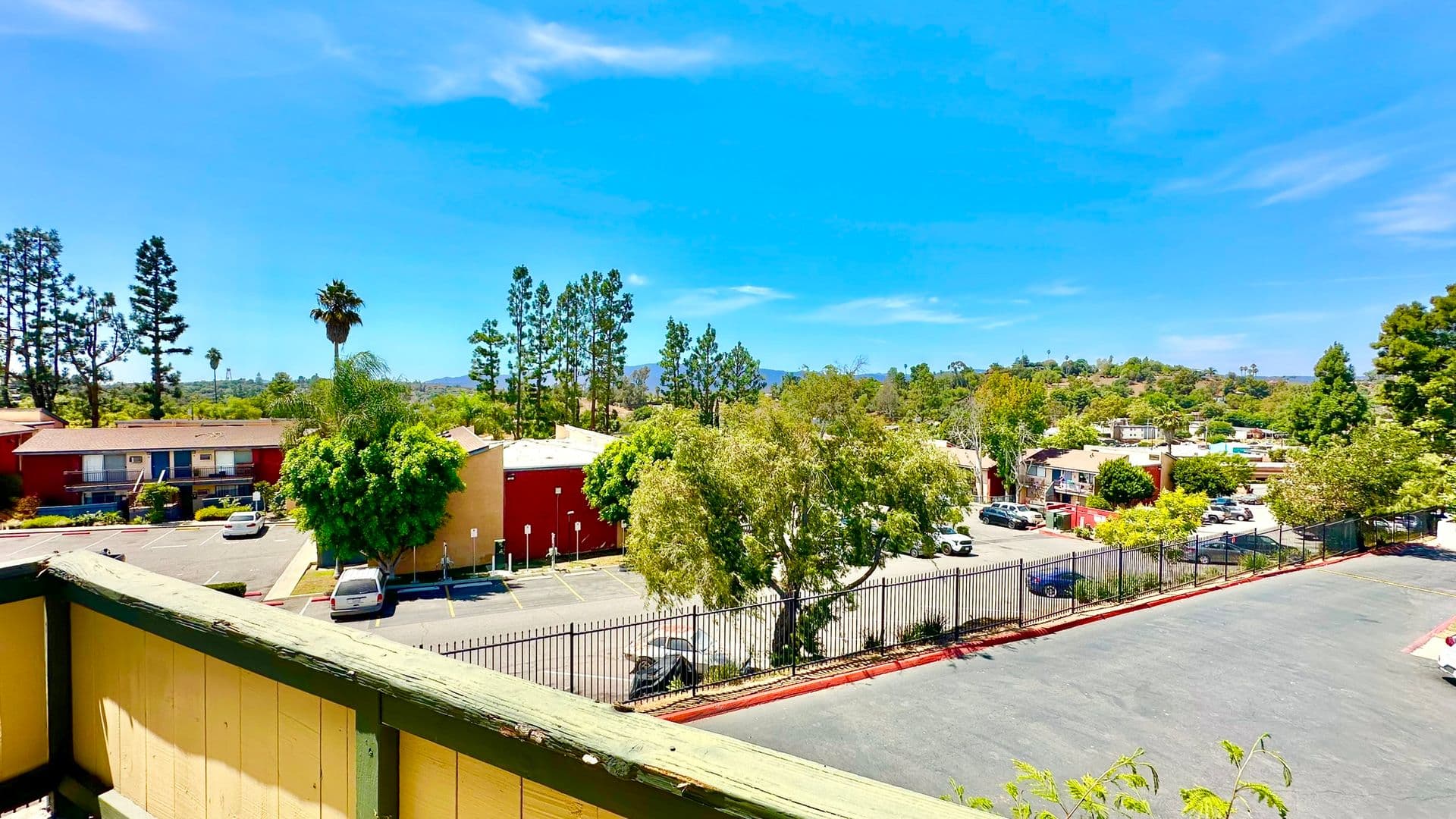 Fallbrook House: 868 East Alvarado Street Apt 24