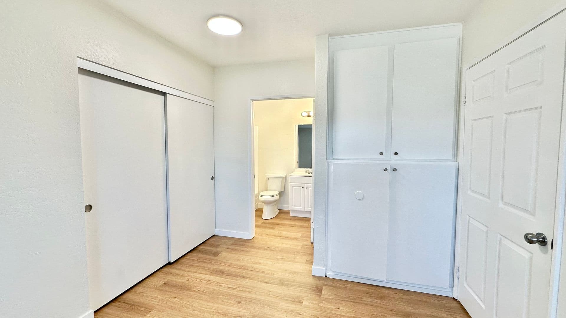 Fallbrook House: 868 East Alvarado Street Apt 24