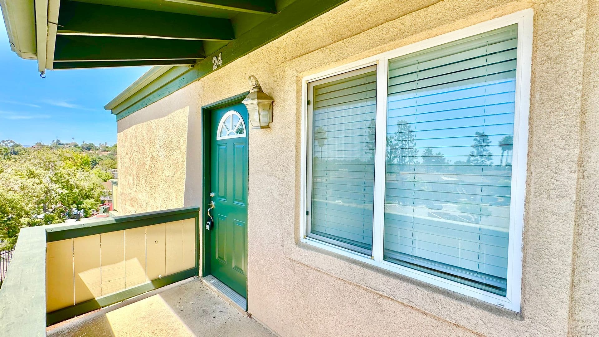 Fallbrook House: 868 East Alvarado Street Apt 24