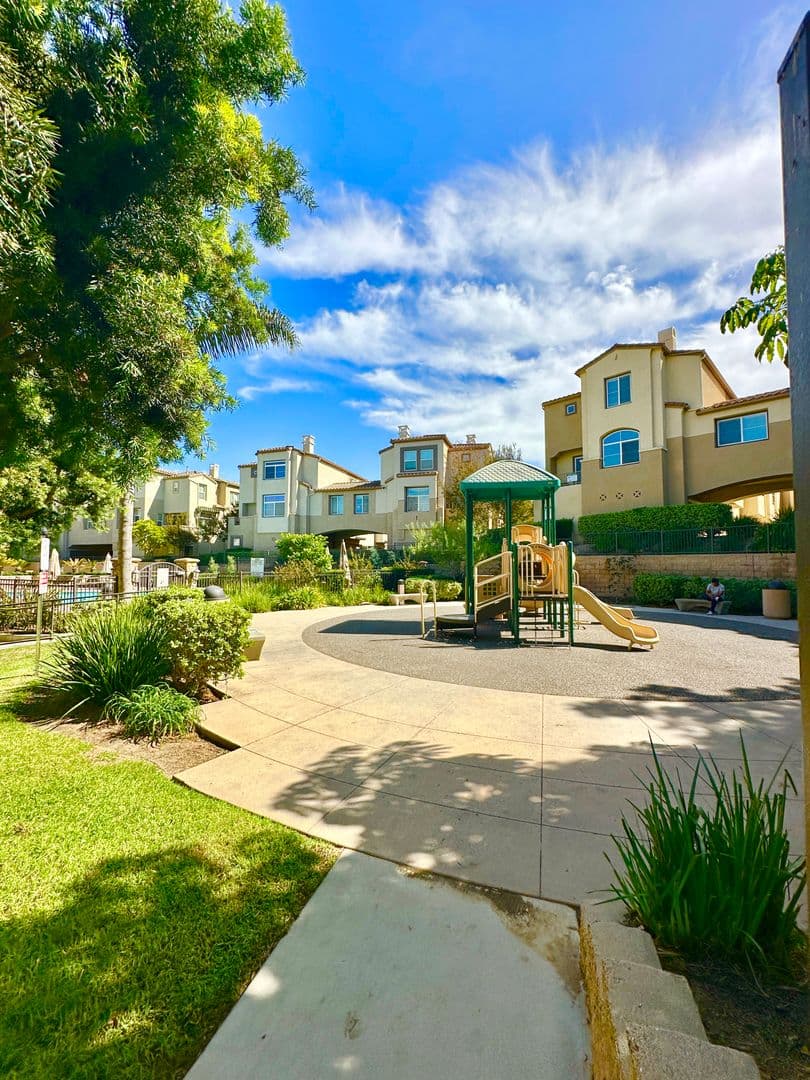 San Marcos House: 654 Hatfield Drive