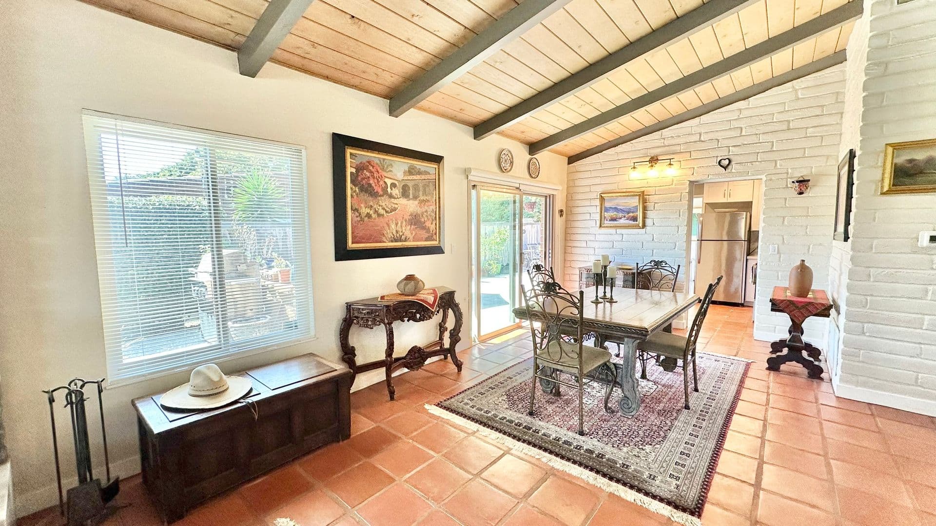 Fallbrook House: 4731 Via Inca
