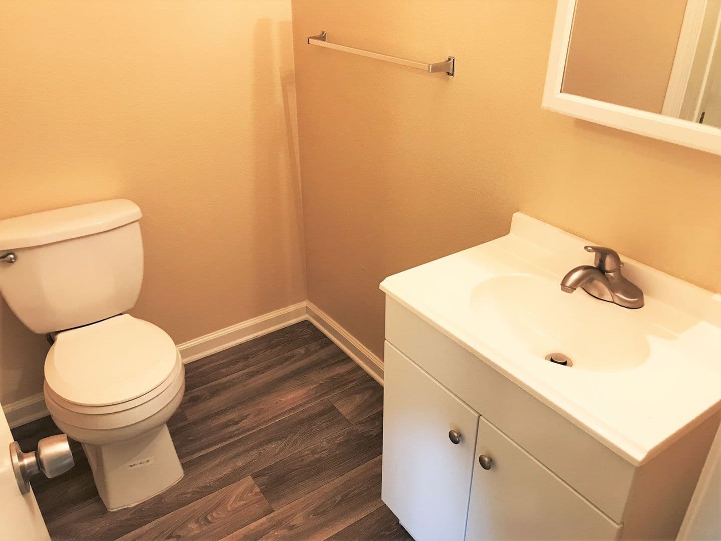 Indio Apartment: 82435 Requa Ave