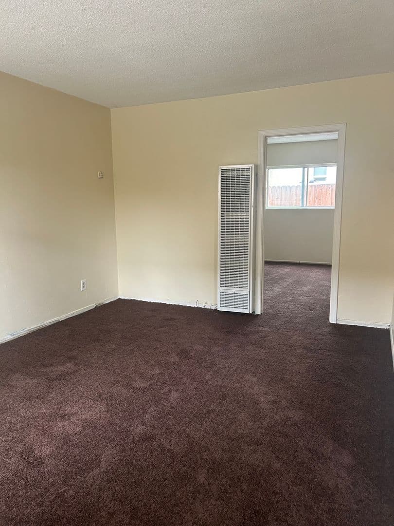 San Bernardino Apartment: 1521-1537 N. Sierra Way