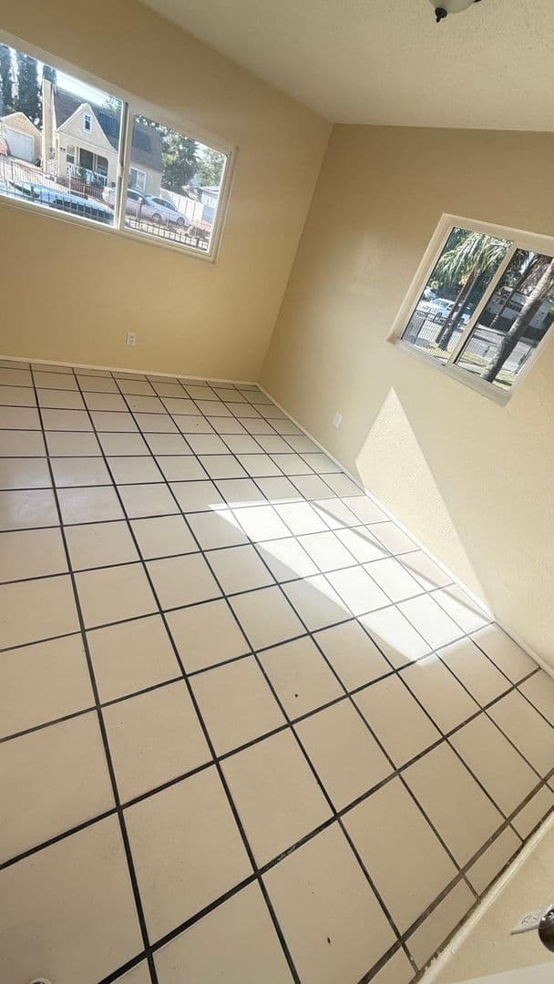 San Bernardino Apartment: 1521-1537 N. Sierra Way