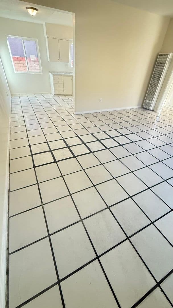 San Bernardino Apartment: 1521-1537 N. Sierra Way