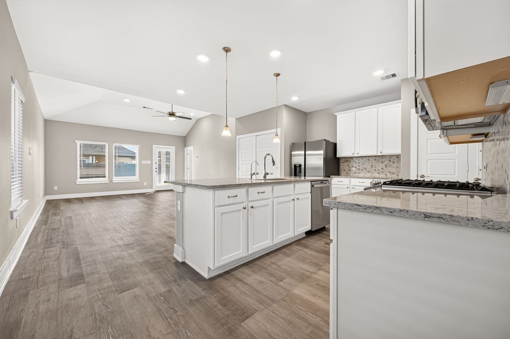 Conroe House: 10546 Preserve Way