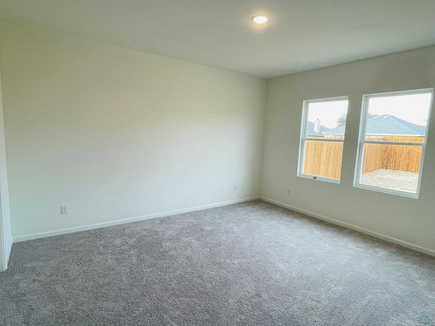 Fort Worth House: 10348 Rosegreen Ln