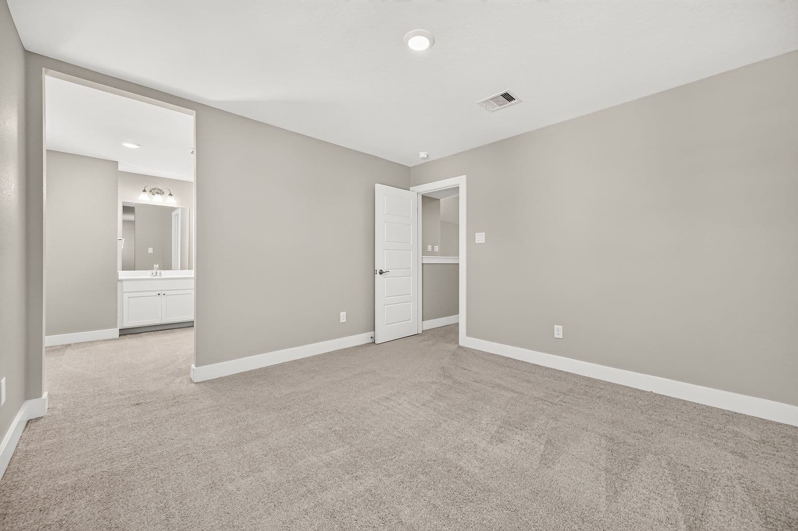 Conroe House: 10546 Preserve Way
