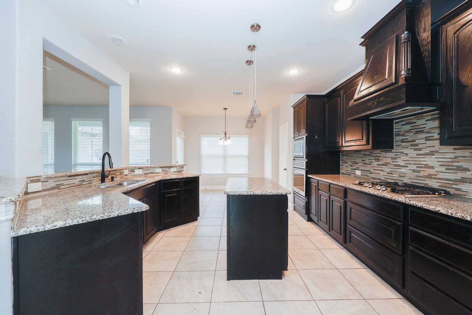 Sachse House: 3611 Mohan Ct
