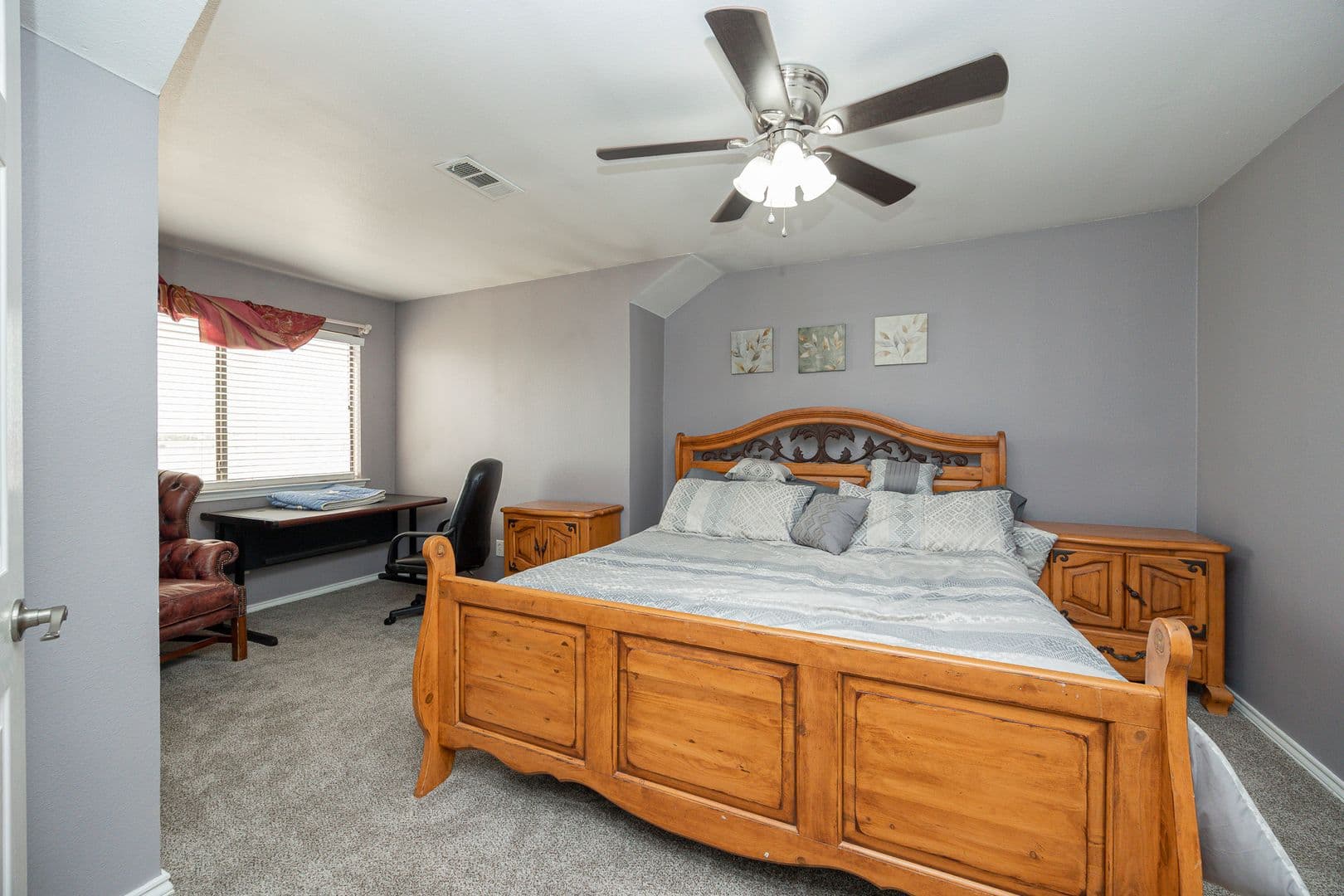 Rockwall House: 1418 Signal Ridge