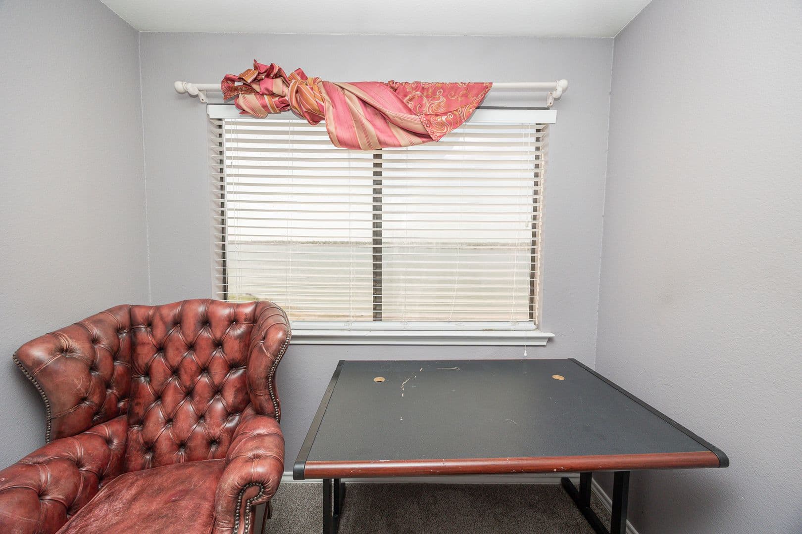 Rockwall House: 1418 Signal Ridge