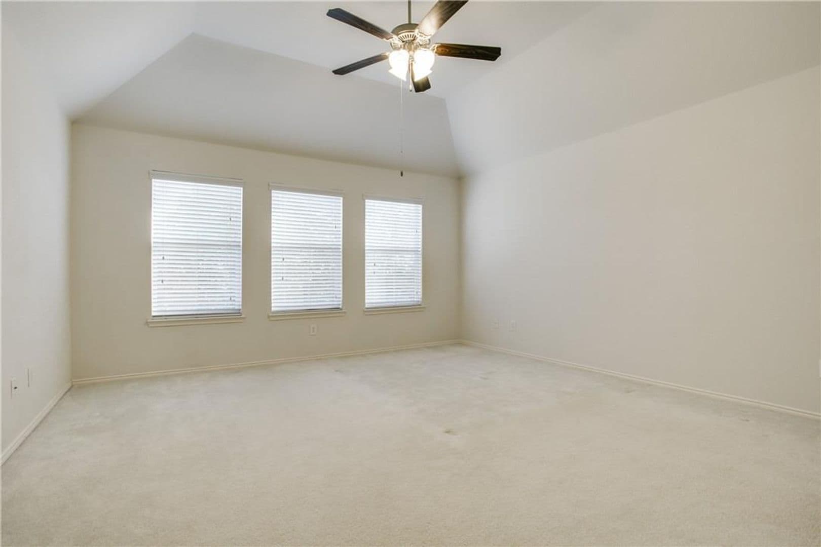Plano House: 4408 Caledonia Creek Ln