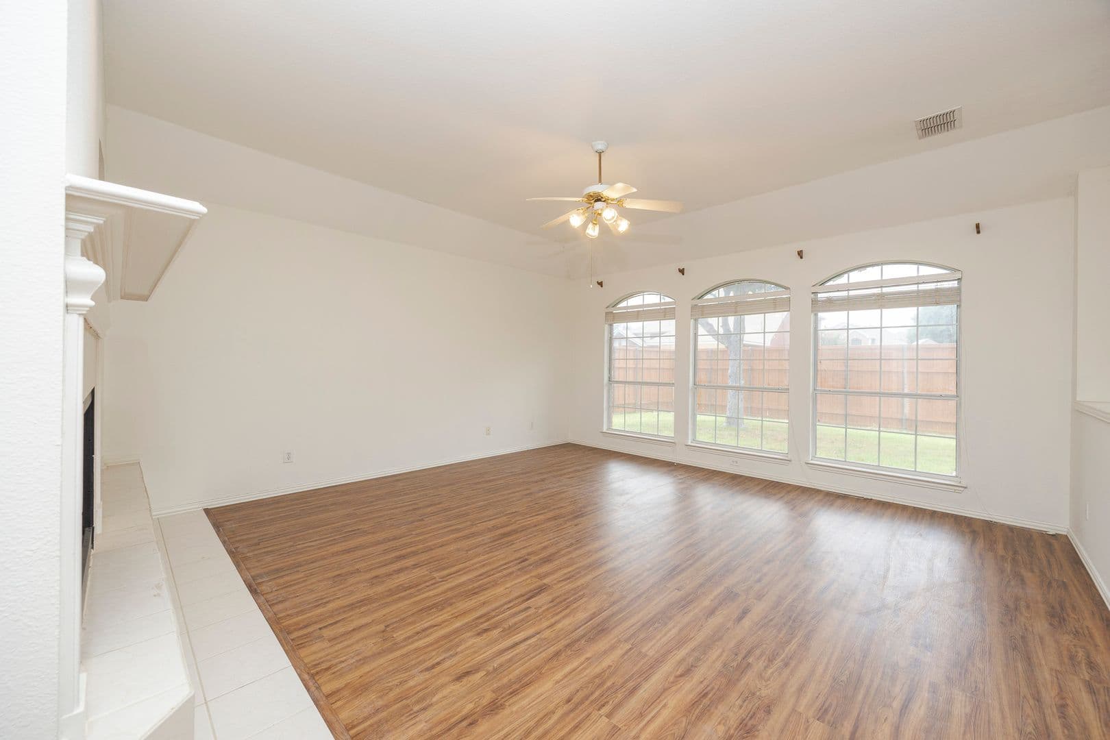 Richardson House: 3103 Kingsbury Drive(Owner approval must)