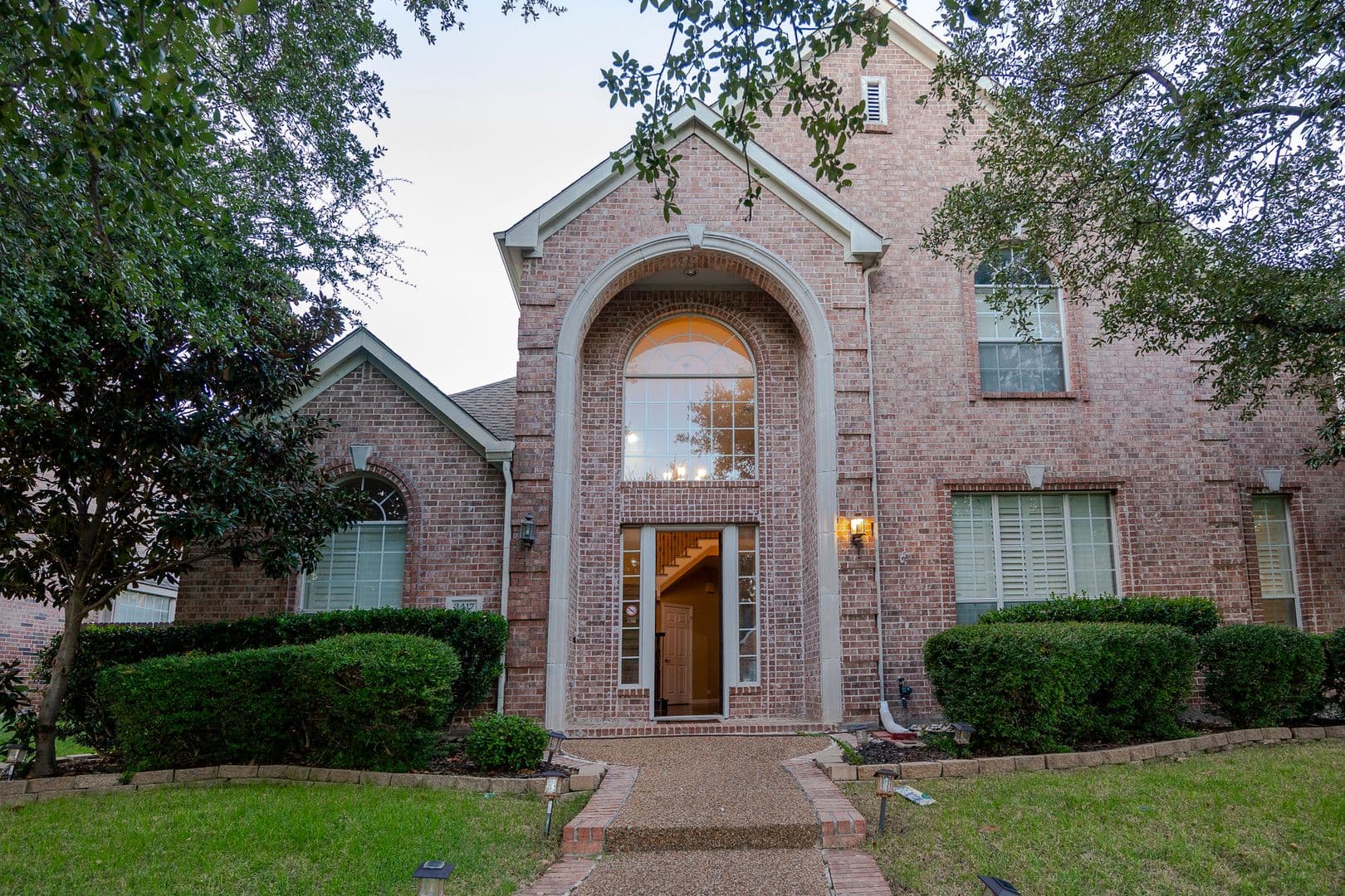 Plano House: 3417 Burnet Drive