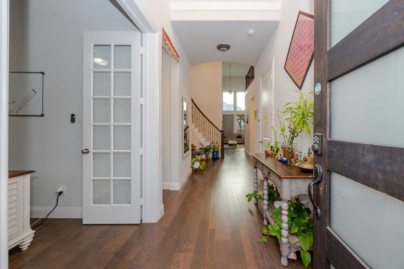 Frisco House: 10081 Oxbow AVE