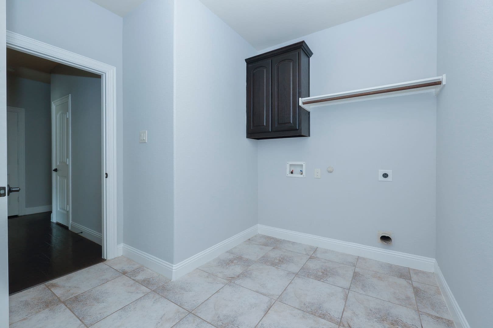 Sachse House: 3611 Mohan Ct