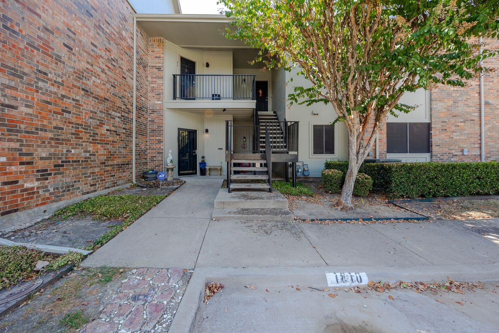 Rockwall House: 1418 Signal Ridge