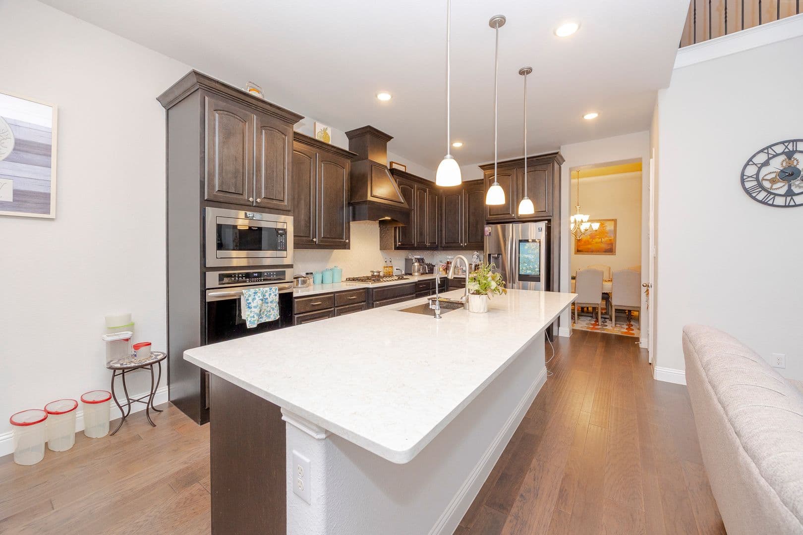 Frisco House: 10081 Oxbow AVE