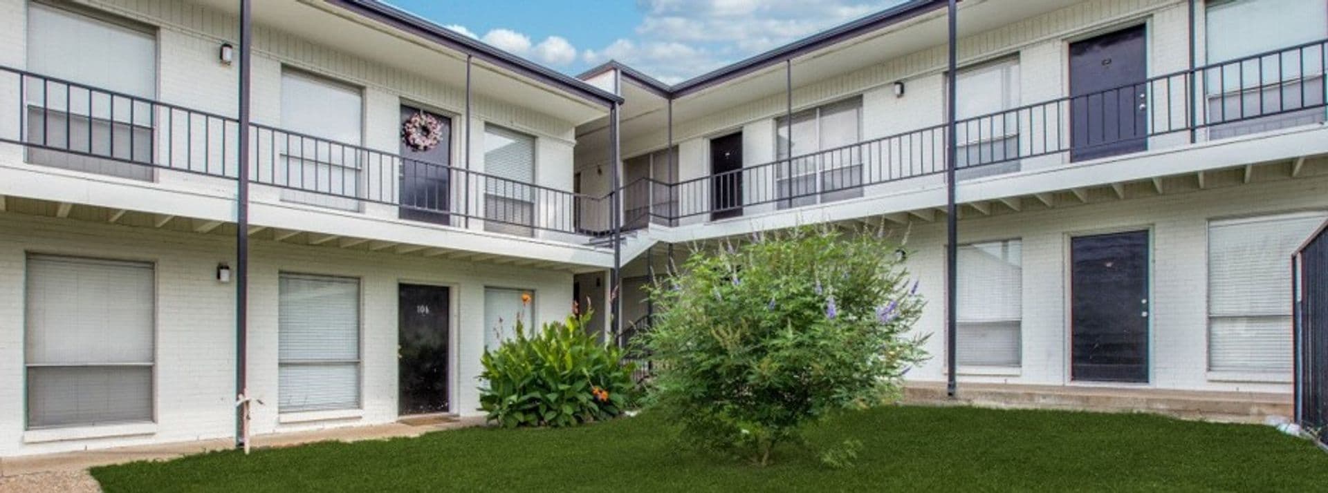 Waco Apartment: 5101 Hawthorne Dr