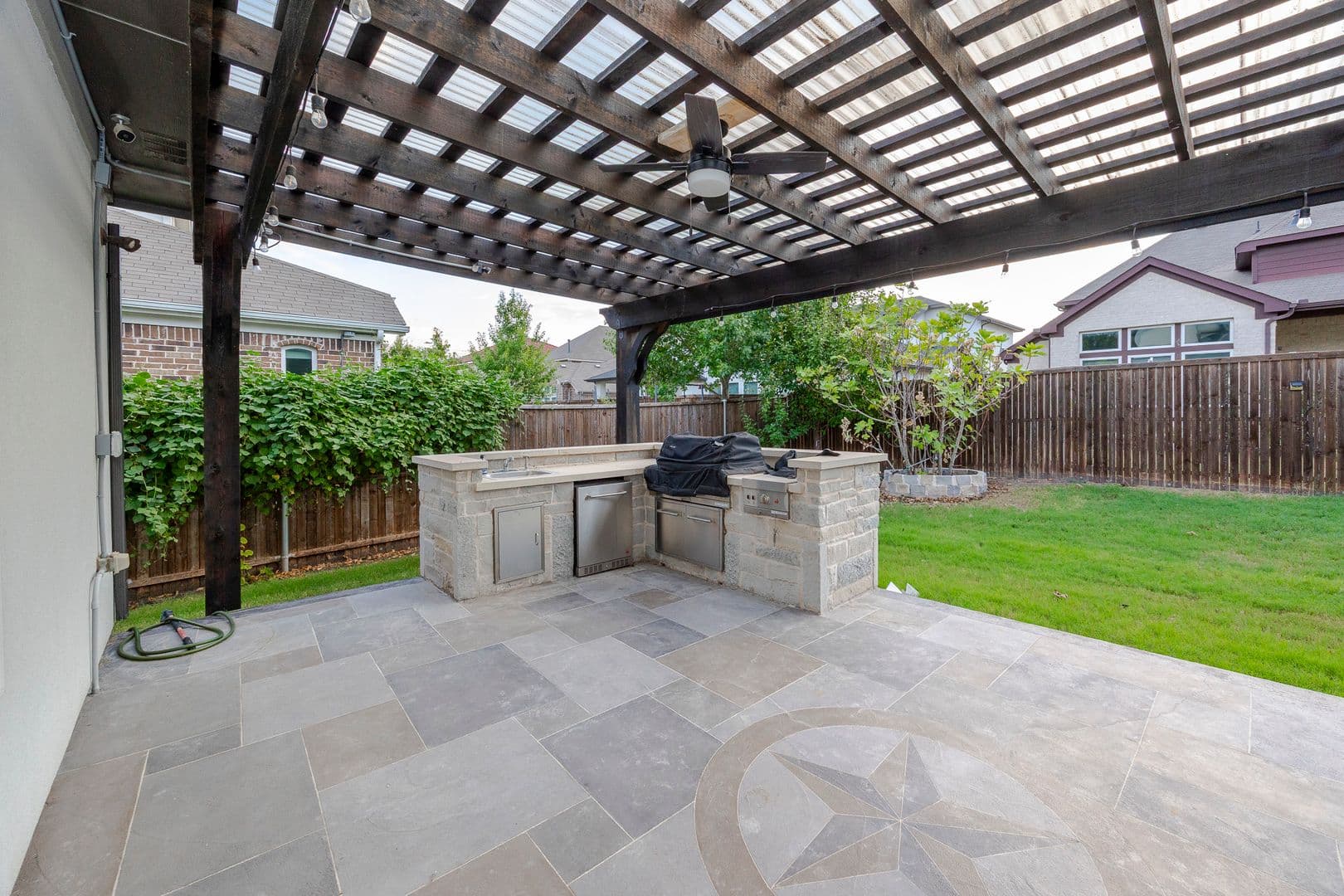 Frisco House: 10081 Oxbow AVE