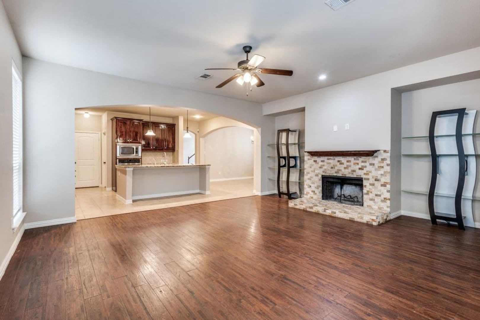 Lewisville House: 205 Chester Drive