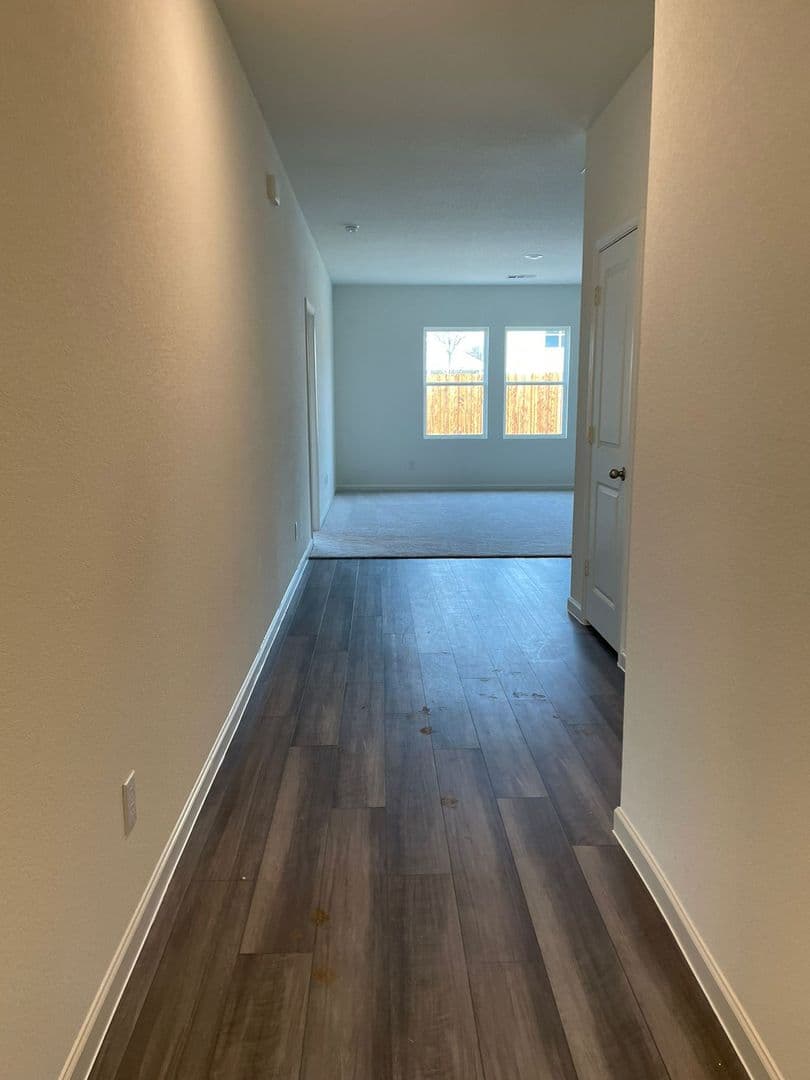 Fort Worth House: 10348 Rosegreen Ln
