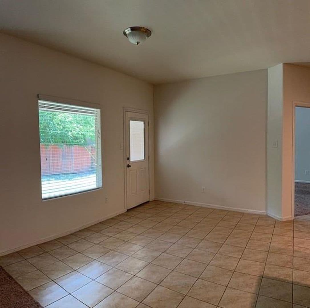 Crowley House: 945 Loftin Street