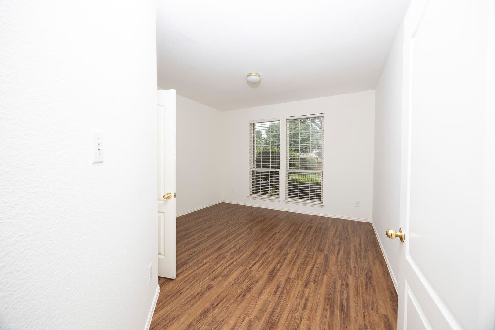 Richardson House: 3103 Kingsbury Drive(Owner approval must)