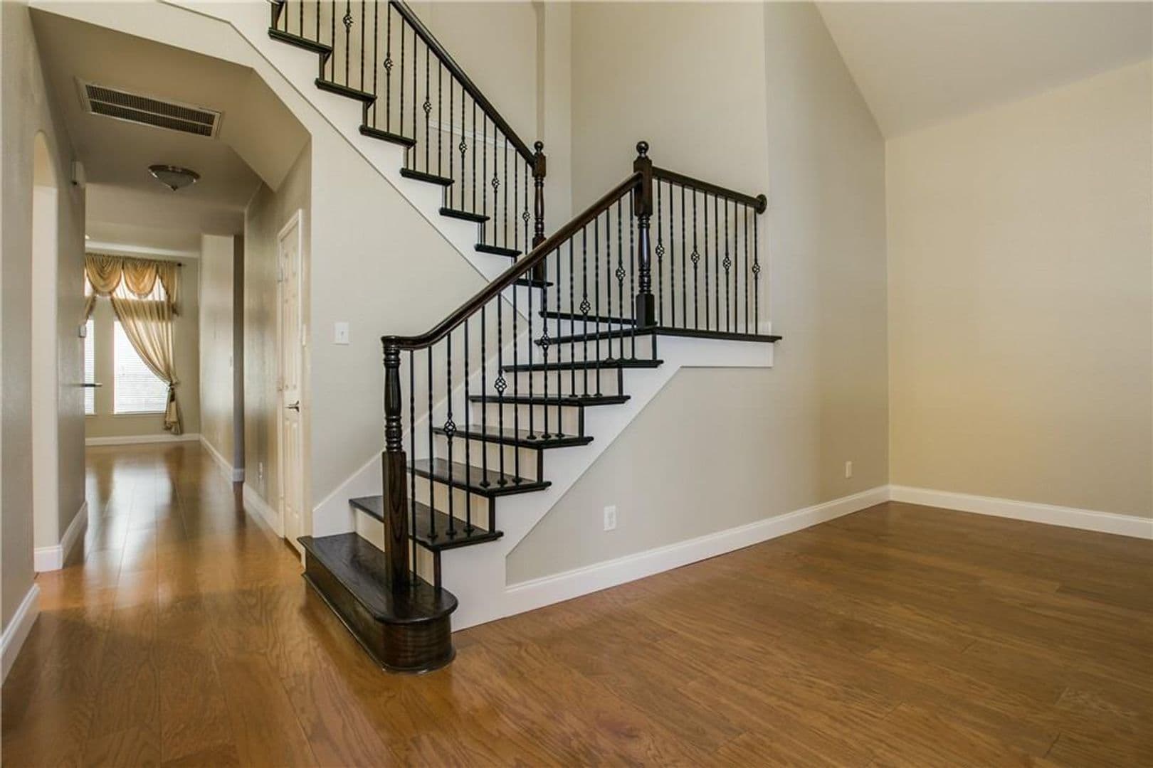 Plano House: 4408 Caledonia Creek Ln