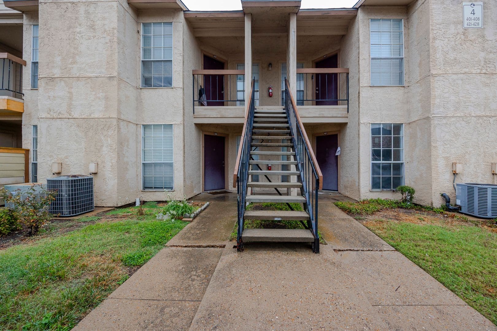 Dallas House: 12480 Abrams Rd