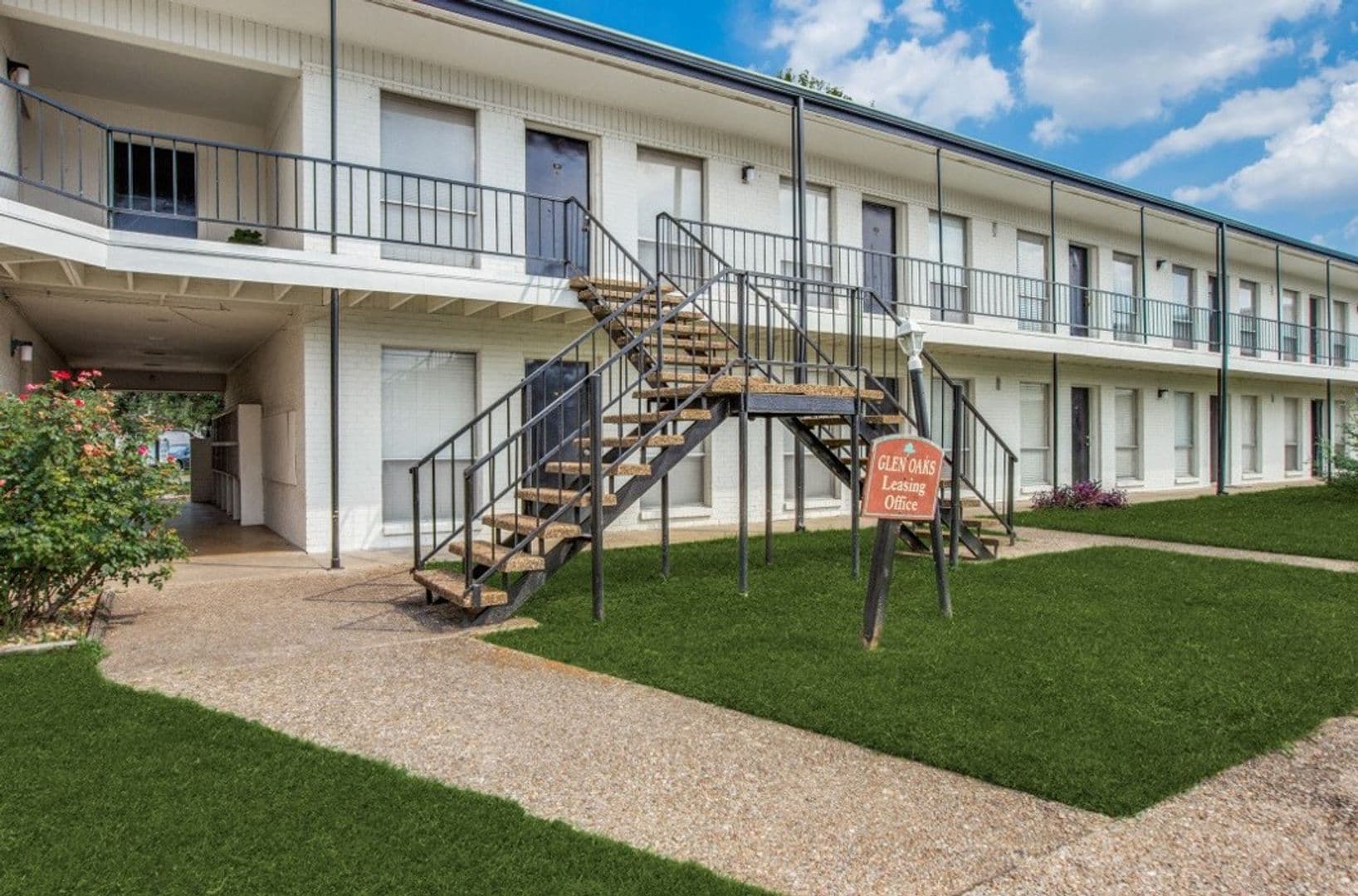 Waco Apartment: 5101 Hawthorne Dr