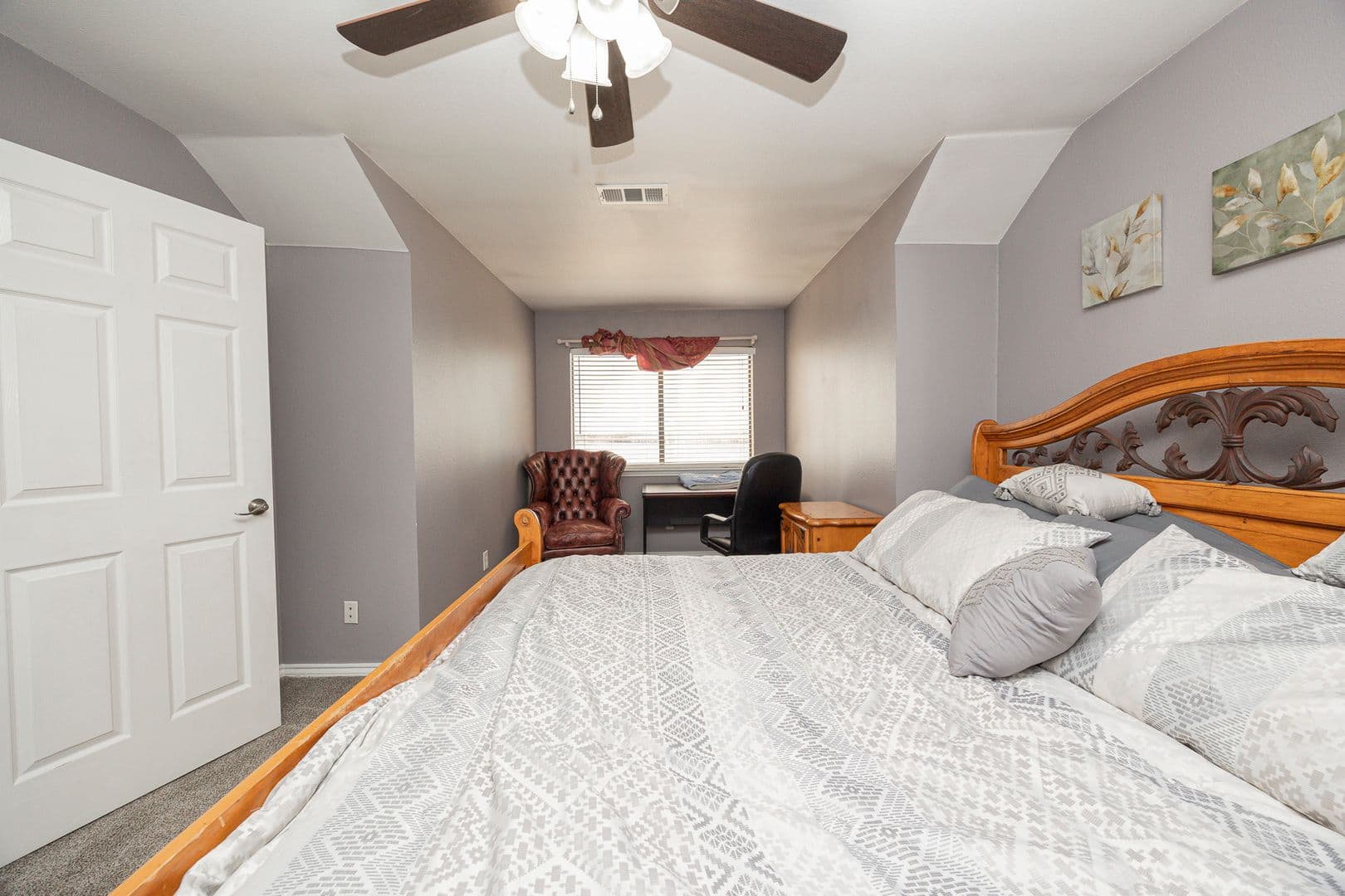 Rockwall House: 1418 Signal Ridge