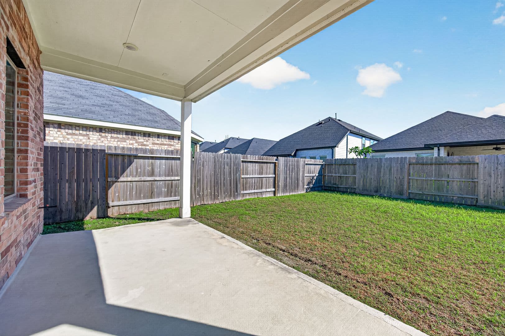 Conroe House: 10546 Preserve Way