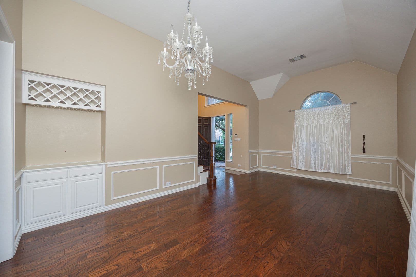 Plano House: 3417 Burnet Drive