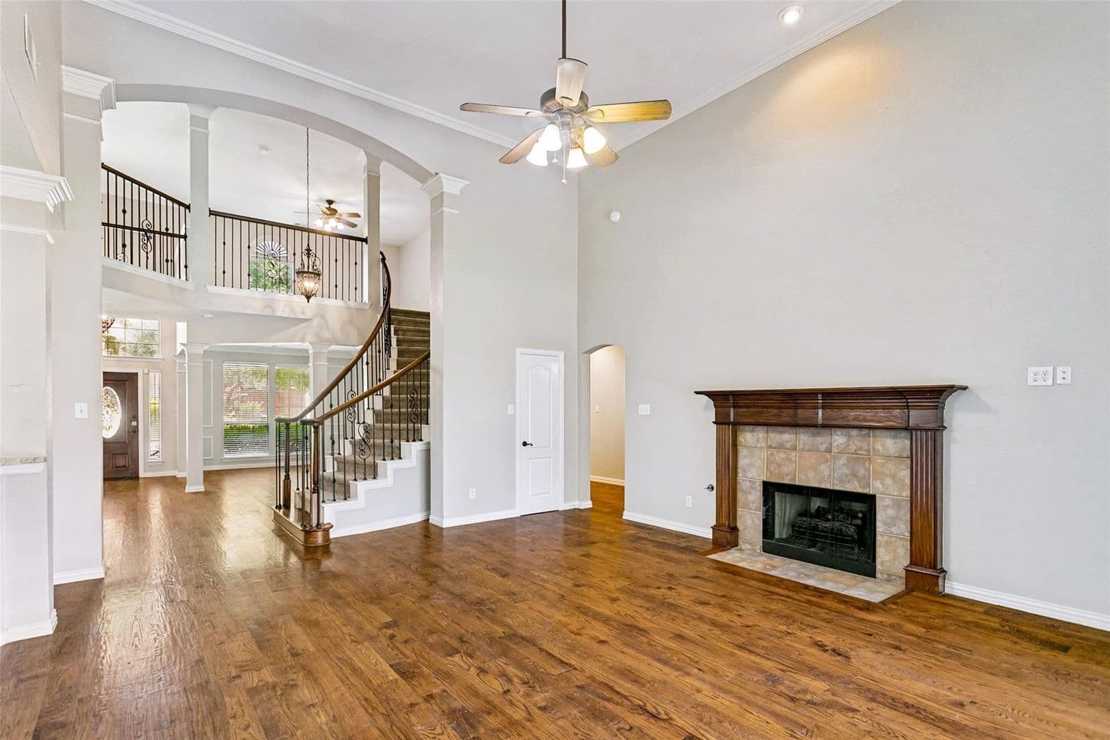 Plano House: 2208 Scenic Dr